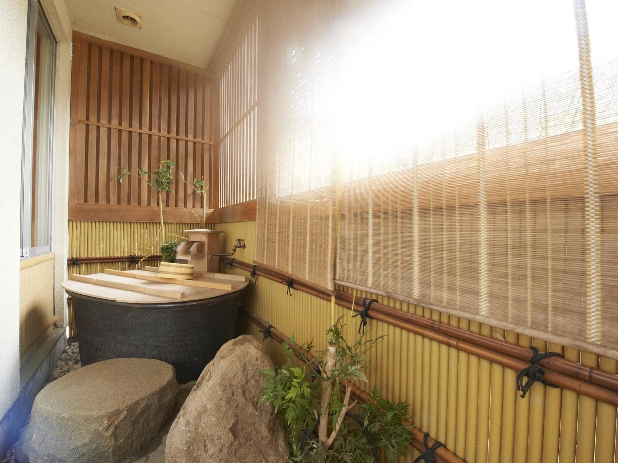 Select Grand Kagayamanaka Hotel Exterior photo